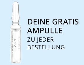 Glasampulle „Calu N°3h Highest Hyaluron“ vor hellem Hintergrund mit Text „Deine Gratis Ampulle zu jeder Bestellung“.